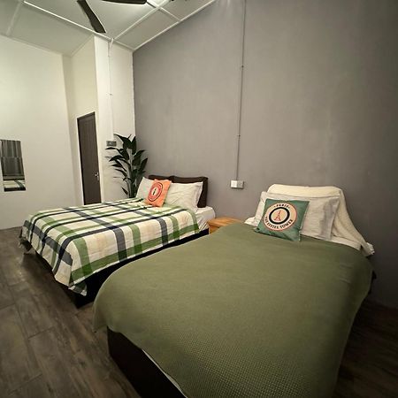 Ipoh Zing Vale - Family & Couple Suite Екстериор снимка