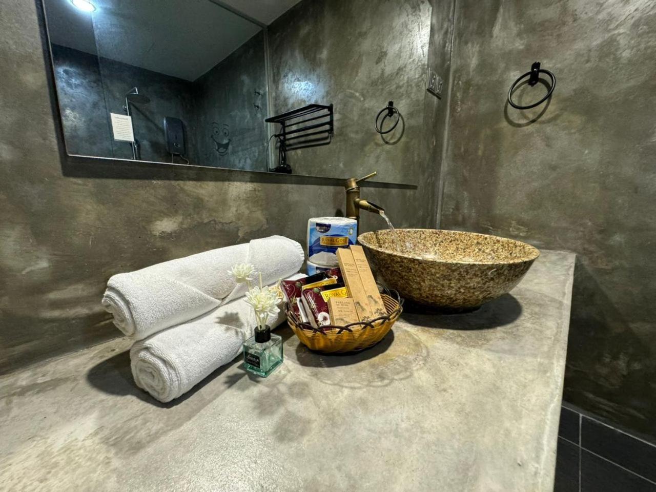Ipoh Zing Vale - Family & Couple Suite Екстериор снимка